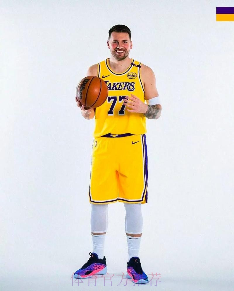 卢卡-东契奇生涯第6次入选全明星,也是生涯第5次全明星首发 卢卡-东契奇生涯第6次入选全明星,也是生涯第5次全明星首发